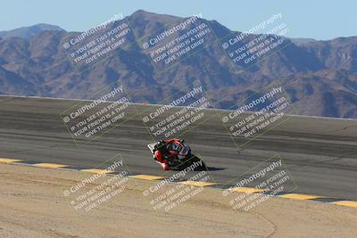 media/Mar-21-2025-CVMA Friday Practice (Fri) [[30cd4fe323]]/2-Racer 1/Session 2 (Bowl)/